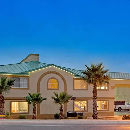 Days Inn By Wyndham San Antonio Airport-3